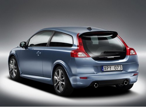 Не беда, что у Volvo C30 передок точь-в-точь такой же, как у седана S40. Зато какой задок!…