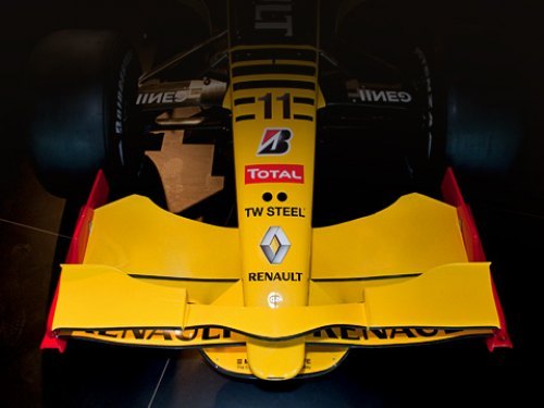 Это совсем не тот нос, о котором пойдёт речь, но в Renault, похоже, так сильно хотят забыть…