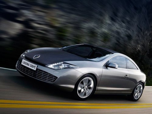 После фейслифтинга модель Renault Laguna Coupe подорожала на 800 евро. Нынче дореформенные машины…
