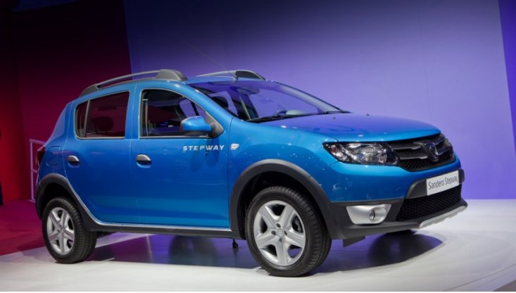 Во Франции популярное у нас семейство Renault Logan/Sandero закономерно выступило под маркой Dacia.