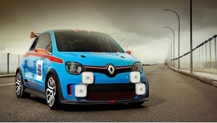 По словам сотрудников фирмы Renault, концепт Twin’Run на 50–70% показывает, как будет выглядеть…