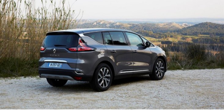 Руководство Renault сразу заявило, что сотрудничает со следствием. Верхушке компании предстоит…