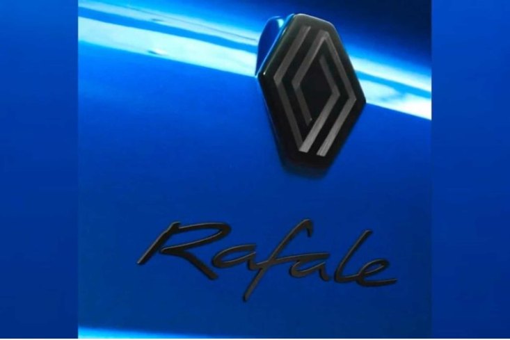 Радиаторная решетка получит расклешенную сетку, а также новую эмблему Renault, а боковины…
