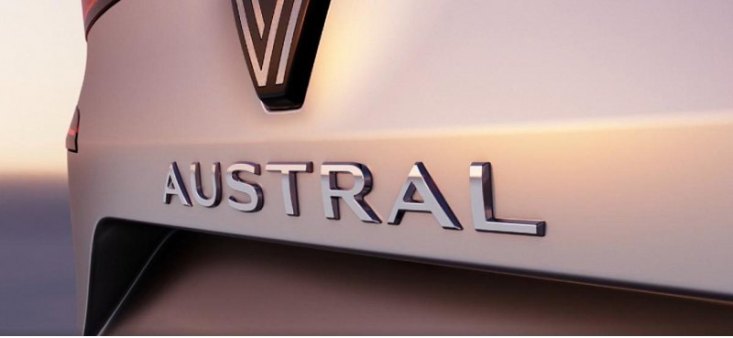 Кроссовер Renault Austral показали на шпионских фото в преддверии мартовского дебюта