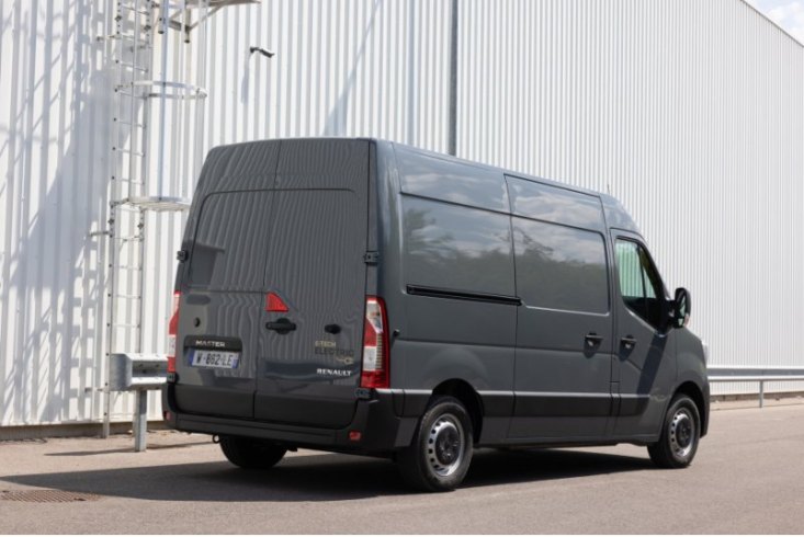 Обновленный Renault Master E-Tech будет доступен для заказа в Европе с августа, а первые поставки…