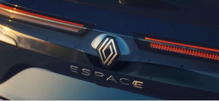 Компания Renault анонсировала дебют семиместного внедорожника Renault Espace