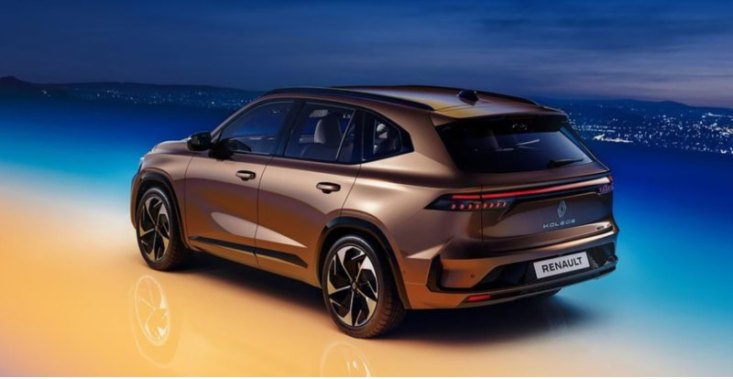 Grand Koleos длиной 4,78 метра и колесной базой 2,82 метра предлагает выбор между полным гибридом и…