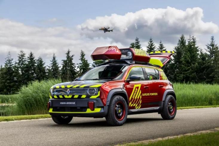 Зачем Renault представила концепт, который может запускать дронов