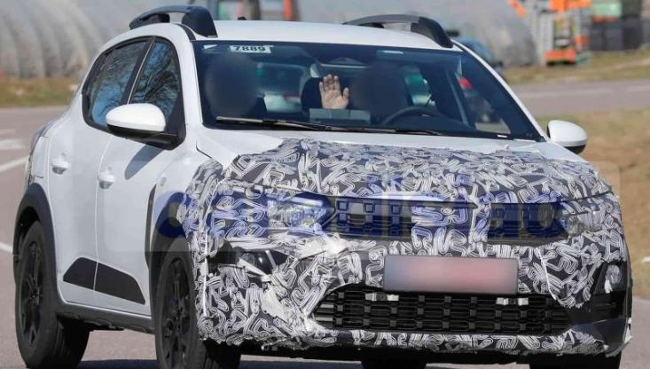 Тестовый прототип обновленного Dacia Sandero