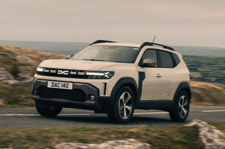 Кроссовер Dacia Duster назвали лучшим автомобилем по соотношению цены и качества