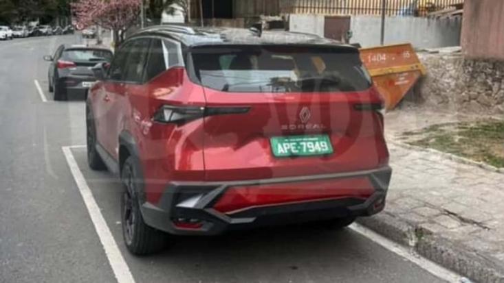 Причем не только его, но и потенциальных конкурентов в лицах Toyota Corolla Cross (4,46-м) и Jeep…