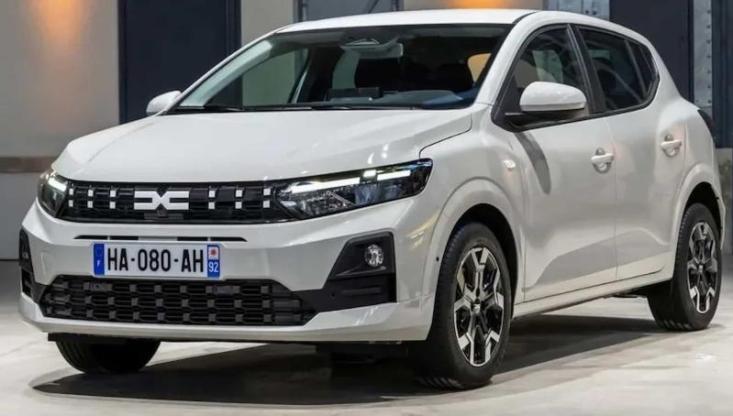 Рестайлинговый Dacia Sandero 3 поколения