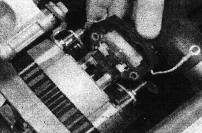 6.8. Зніміце рэгулятар / шчоткатрымальнік - рухавік F3P.