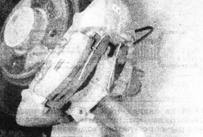 16.3a. Remove the inner shoe...