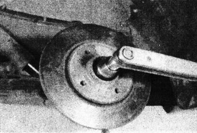 18.10. Tighten the rear wheel hub nut to the specified tightening torque Specifications.