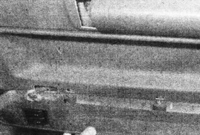 17.2. Зніміце кішэню дзвярэй.