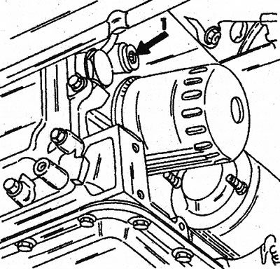 1.35 Размяшчэнне коркі паліўнай адтуліны астуджальнай вадкасці (1) са боку рухавіка. Другі корак…