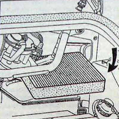 Рис. 14.3. Установка фильтрующего элемента системы вентиляции
