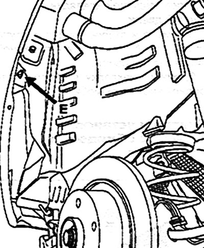 Открутите два болта бокового крепления D (торкс Т20).
