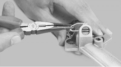 4. ...и снимите ее.