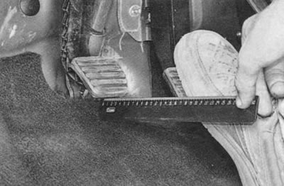 Вам спатрэбяцца: лінейка, пасатыжы, ключ «на 13».