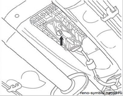 Рисунок 4.43. Соединение троса селектора с шарниром рычага селектора (стрелка)